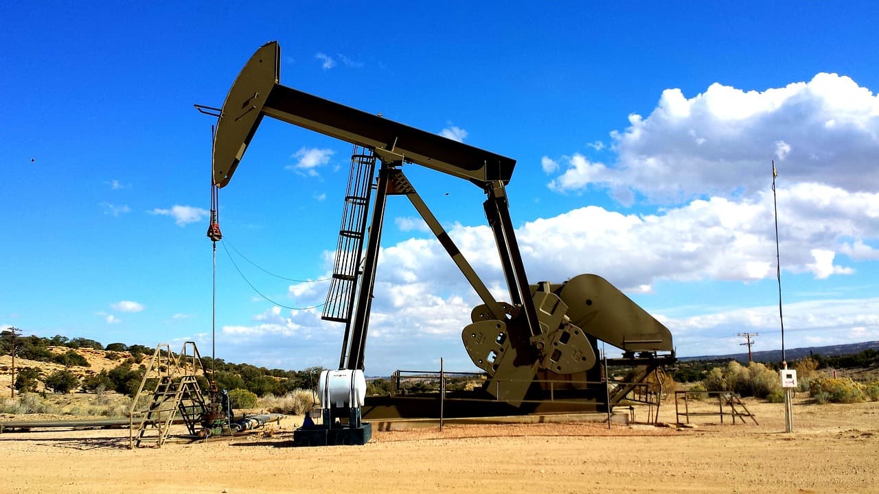 a refinery with an oil pump