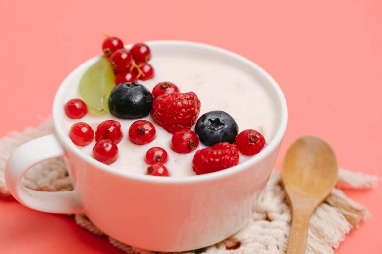 Is Yogurt the Ultimate Breakfast Choice? | Pros vs Cons